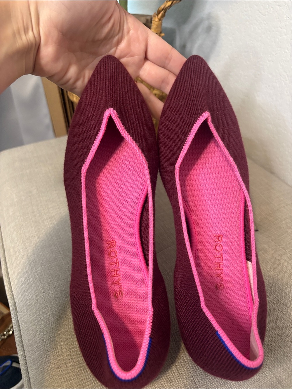 Rothy's Merino Wool Burgundy the pointe size 9 Pointed Knit Flats with Pink Trim - Picture 2 of 8